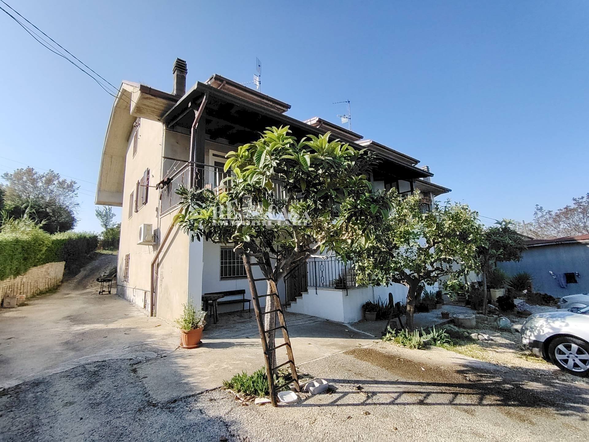 Foto 2 - Casa indipendente via montecoccio
 
12, Spinetoli - foto 2