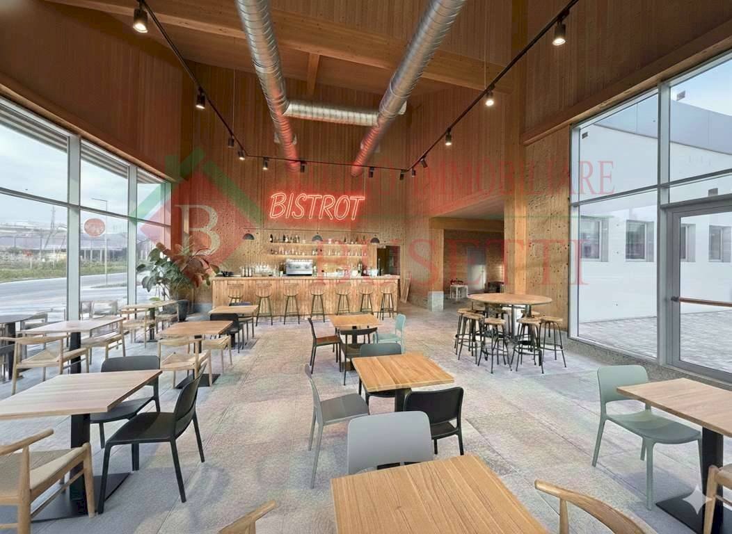 Foto 3 - Negozio via Roma
 
505, Ispra - foto 3