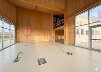 Foto 5 - Negozio via Roma
 
505, Ispra - foto 5