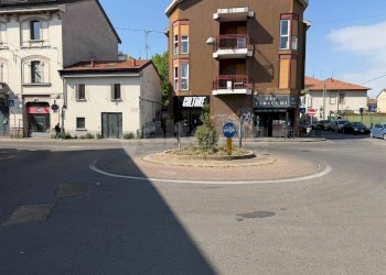 Foto 1 - Negozio via Col di Lana
 
1, Monza - foto 1