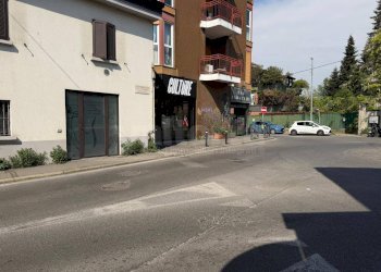 Foto 5 - Negozio via Col di Lana
 
1, Monza - foto 5