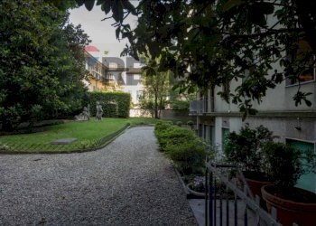 Giardino - Ufficio Via Cappuccio
 
14, Milano - foto 8