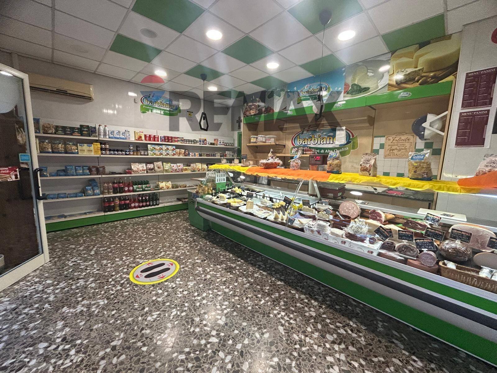 Dispensa di stoccaggio - Attività Commerciale Corso Alcide De Gasperi
 
407, Bari - foto 3