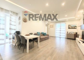 Sala da pranzo - Appartamento Via Francesco Petrarca
 
5, Bitritto - foto 4