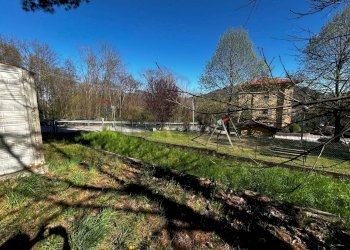 Giardino - Terreno edificabile VIA CACCIATORI DELLE ALPI, Cuasso al Monte - foto 9