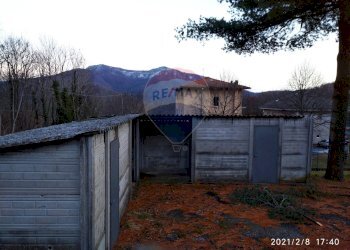 Casa all\'aperto - Terreno edificabile VIA CACCIATORI DELLE ALPI, Cuasso al Monte - foto 15