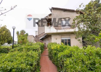 Casa all\'aperto - Villa Via Re Martino
 
36, Nicolosi - foto 4