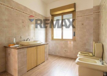 Bagno - Villa Via Re Martino
 
36, Nicolosi - foto 21
