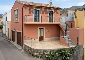 Casa all\'aperto - Casa indipendente Via Canale Torto
 
150, Acireale - foto 1