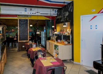 Cucina - Attività Commerciale Via Naxos
 
243/A, Giardini-Naxos - foto 8