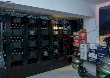 Edificio all\'aperto - Attività Commerciale Via Naxos
 
243/A, Giardini-Naxos - foto 12