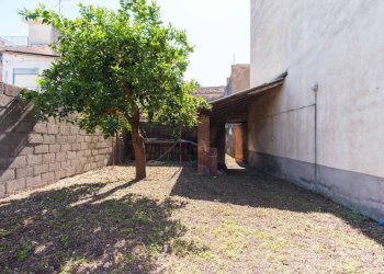 Giardino - Casa indipendente Via Umberto I
 
80, Fiumefreddo di Sicilia - foto 27