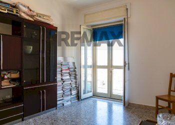 Soggiorno - Four-room apartment Via Plebiscito
 
580, Catania - photo 15