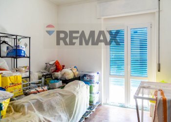 Camera / camera da letto - Four-room apartment Via Plebiscito
 
580, Catania - photo 25