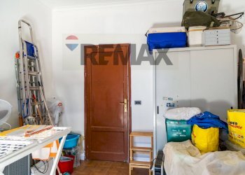 Camera / camera da letto - Four-room apartment Via Plebiscito
 
580, Catania - photo 27