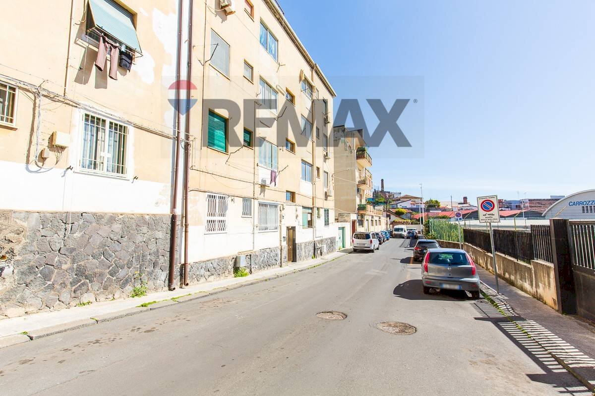 Edificio all\'aperto - Trilocale via Argo
 
16, Catania - foto 3