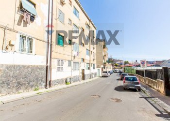 Edificio all\'aperto - Trilocale via Argo
 
16, Catania - foto 3