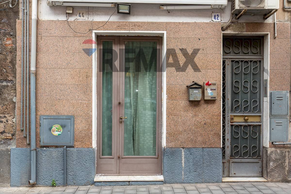 Edificio all\'aperto - Shop Via J. F. Kennedy
 
44, Misterbianco - photo 2