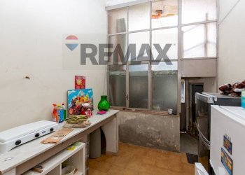 Lavanderia - Shop Via J. F. Kennedy
 
44, Misterbianco - photo 11