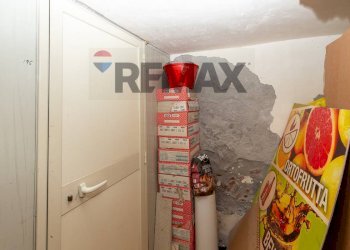 Dispensa di stoccaggio - Shop Via J. F. Kennedy
 
44, Misterbianco - photo 24