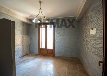 Stanza vuota - Appartamento via madonna della libertà
 
20, Giarre - foto 7