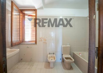 Bagno - Appartamento via madonna della libertà
 
20, Giarre - foto 11