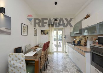 Cucina - Attico via naxos
 
2b, Giardini-Naxos - foto 5