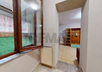Hall / corridoio - Appartamento Via Muretta
 
1, Camaiore - foto 22