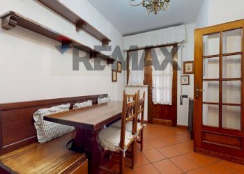 Sala da pranzo - Villa a Schiera Via Menesini
 
18, Viareggio - foto 19