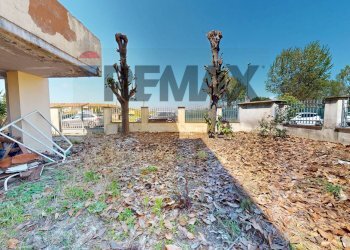 Giardino - Casa semi indipendente Via Butterfly
 
71, Viareggio - foto 2