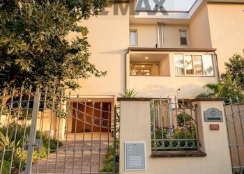 Edificio all\'aperto - Casa semi indipendente Via Butterfly
 
71, Viareggio - foto 14