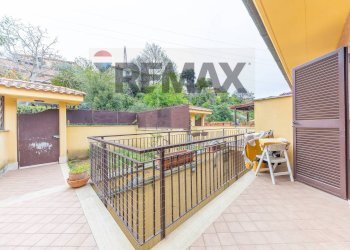 Terrazza - Villa a Schiera Via Lezzeno
 
90C, Roma - foto 3