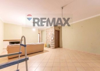 Soggiorno - Villa a Schiera Via Lezzeno
 
90C, Roma - foto 15