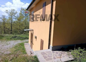 Casa all\'aperto - Villa via del  fosso serpentaio
 
snc, Santa Fiora - foto 13