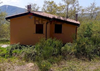 Casa all\'aperto - Villa via del  fosso serpentaio
 
snc, Santa Fiora - foto 19