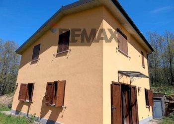 Casa all\'aperto - Villa via del  fosso serpentaio
 
snc, Santa Fiora - foto 23