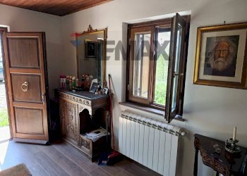 Soggiorno - Villa via del  fosso serpentaio
 
snc, Santa Fiora - foto 36