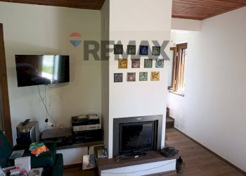 Soggiorno - Villa via del  fosso serpentaio
 
snc, Santa Fiora - foto 49