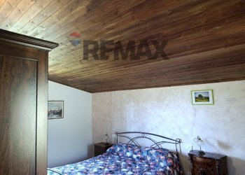 Camera / camera da letto - Villa via del  fosso serpentaio
 
snc, Santa Fiora - foto 50