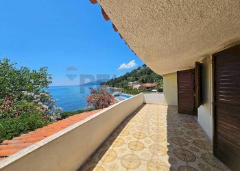 Balcone - Apartment Ispani - photo 9