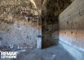 Stanza vuota - Casa indipendente Via Umberto I
 
17-19-21, San Pietro Clarenza - foto 4