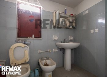 Bagno - Casa indipendente Via Umberto I
 
17-19-21, San Pietro Clarenza - foto 10