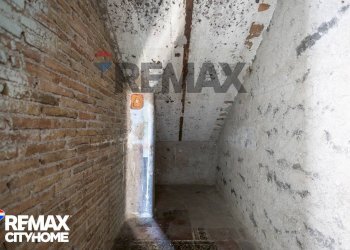 Stanza vuota - Casa indipendente Via Umberto I
 
17-19-21, San Pietro Clarenza - foto 11