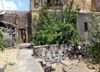 Casa all\'aperto - Casa indipendente Via Umberto I
 
17-19-21, San Pietro Clarenza - foto 45