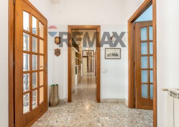 Hall / corridoio - Appartamento Viale Vittorio Veneto
 
106, Catania - foto 5