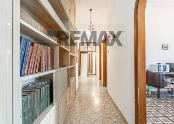 Hall / corridoio - Appartamento Viale Vittorio Veneto
 
106, Catania - foto 6