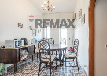 Sala da pranzo - Appartamento Viale Vittorio Veneto
 
106, Catania - foto 15