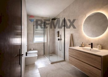 Bagno - Appartamento Via L. Rizzo
 
4, Fiumefreddo di Sicilia - foto 8