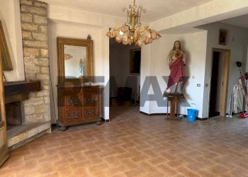 Stanza vuota - Villa via risorgimento
 
11, Santo Stefano in Aspromonte - foto 4