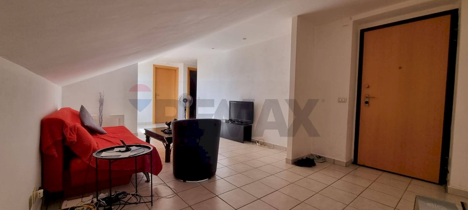 Ingresso/Living - Attico VIA GIUSEPPE CINNIRELLA
 
37, Caltanissetta - foto 1